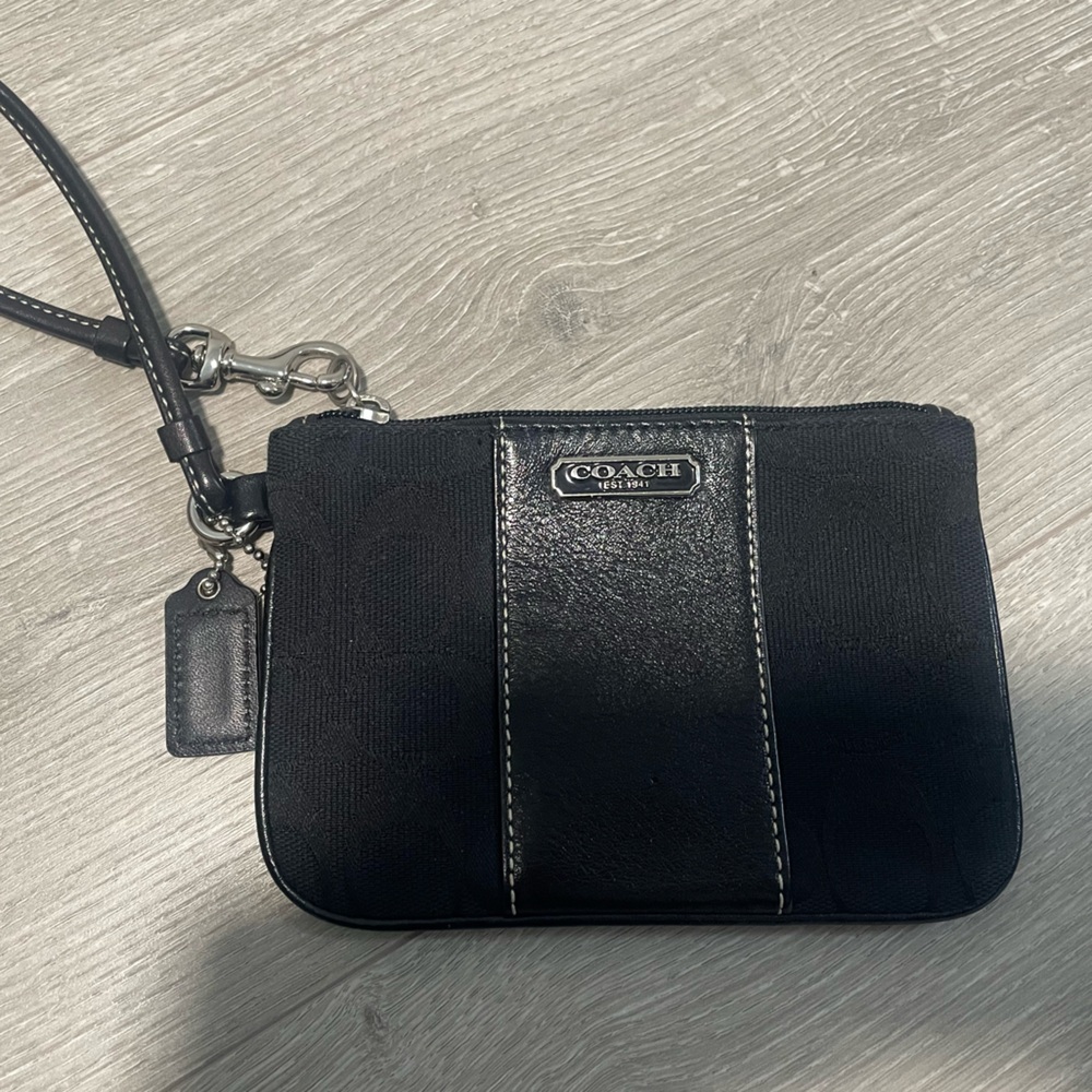 Coach Black Leather Wallet Wristlet